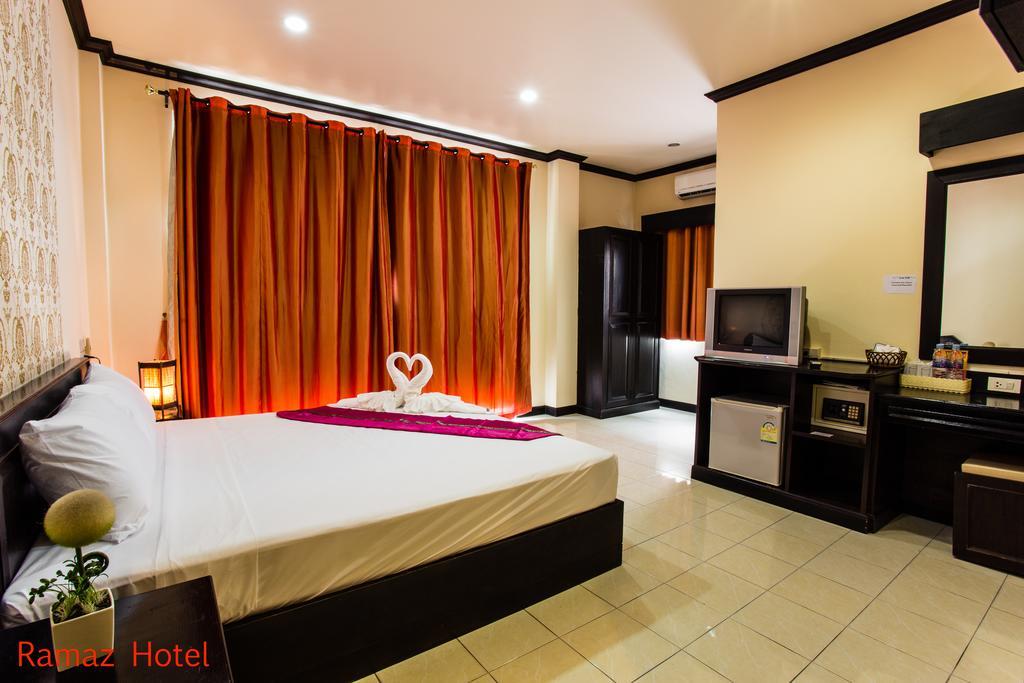 Ramaz Hotel Patong Bagian luar foto