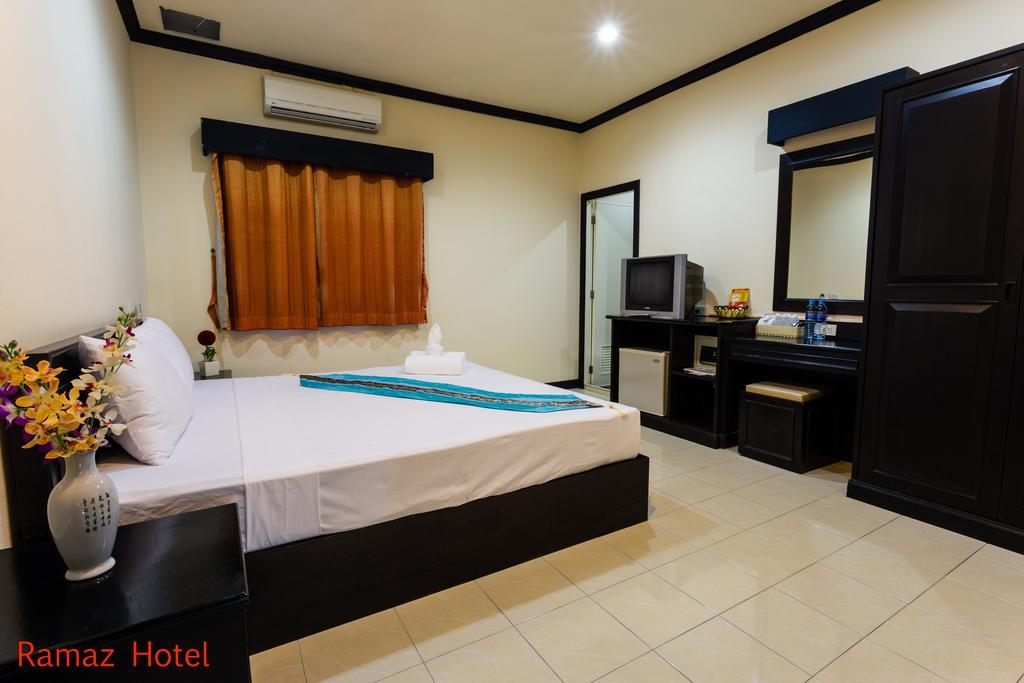Ramaz Hotel Patong Bagian luar foto