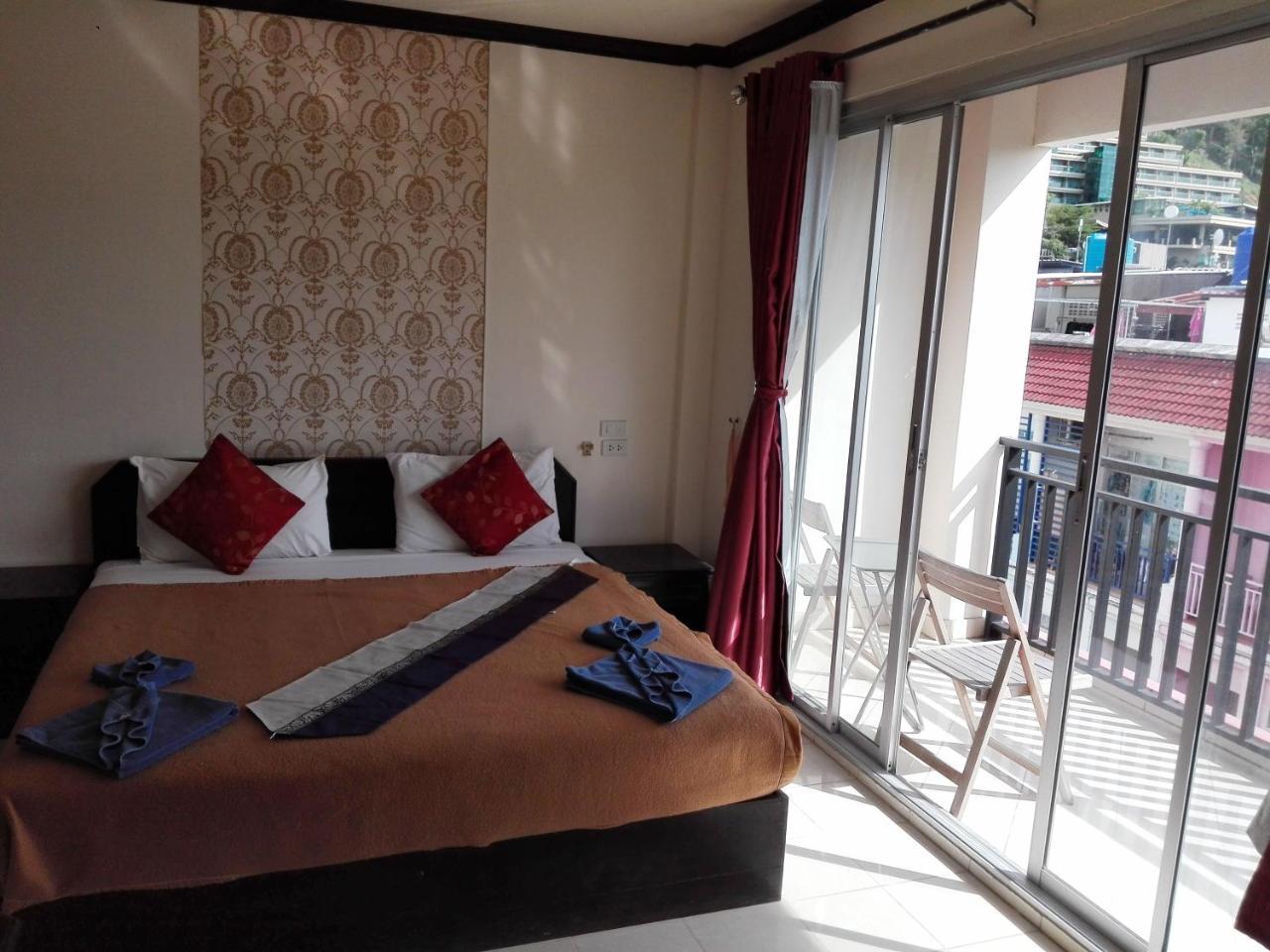 Ramaz Hotel Patong Bagian luar foto