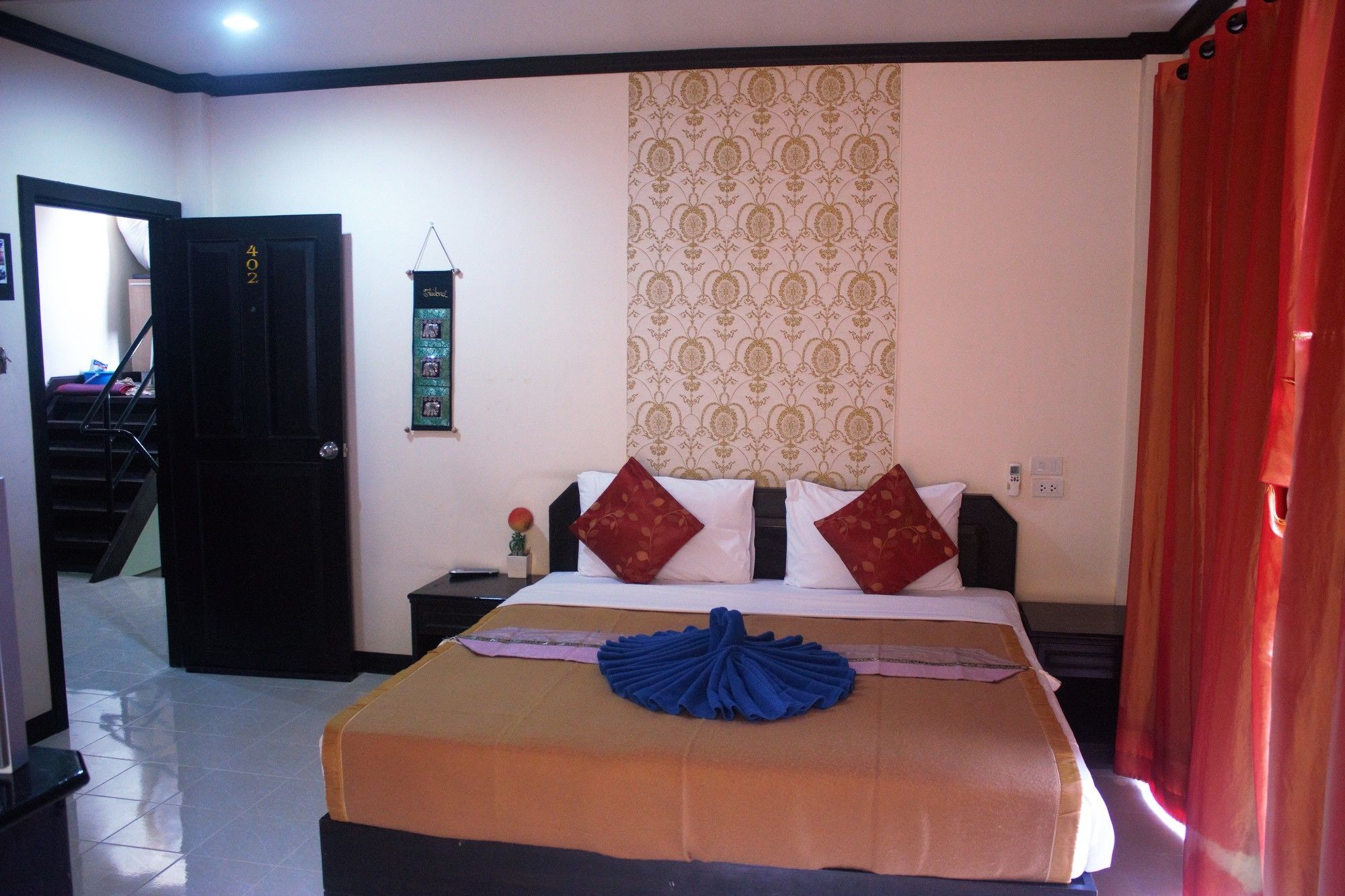 Ramaz Hotel Patong Bagian luar foto